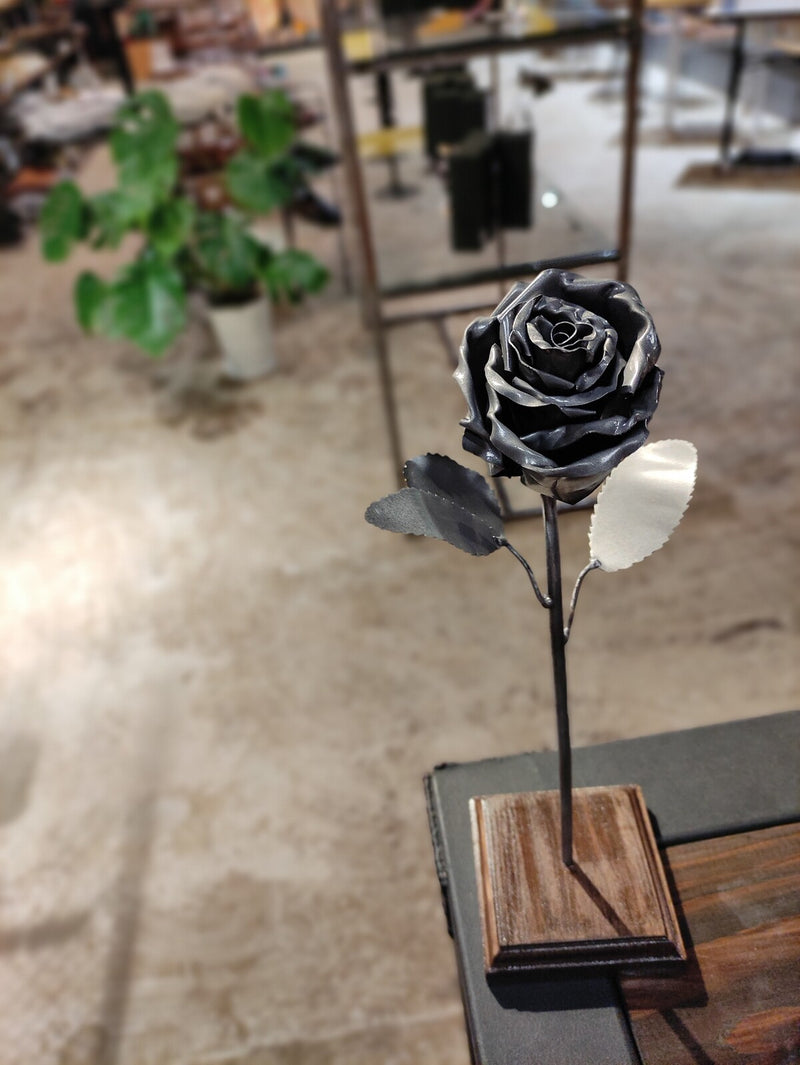 巨型日本手製永恆鐵玫瑰
